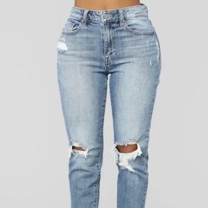 Fashion Nova Distressed Mom Jeans